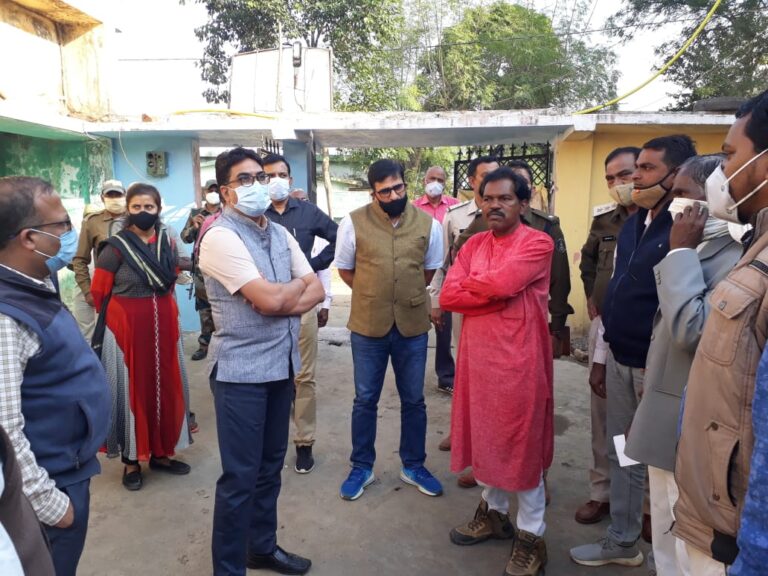 कलेक्टर ने सोनाखान का दौरा कर मुख्यमंत्री के आगमन की तैयारियों का लिया जायज़ा…