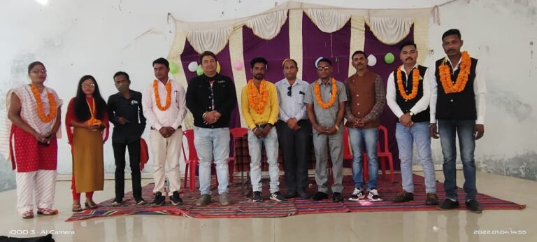 सरायपाली में हुआ छत्तीसगढ़ जर्नलिस्ट वेलफेयर यूनियन ब्लॉक कार्यकारणी का गठन अध्यक्ष बने जयकुमार सारथी एवं उपाध्यक्ष बने अंजोर यादव राजू किर्ती चौहान एवं ब्लॉक सचिव बने नसीम अली… सरायपाली में हुआ छत्तीसगढ़ जर्नलिस्ट वेलफेयर यूनियन ब्लॉक कार्यकारणी का गठन अध्यक्ष बने जयकुमार सारथी एवं उपाध्यक्ष बने अंजोर यादव राजू किर्ती चौहान एवं ब्लॉक सचिव बने नसीम अली…