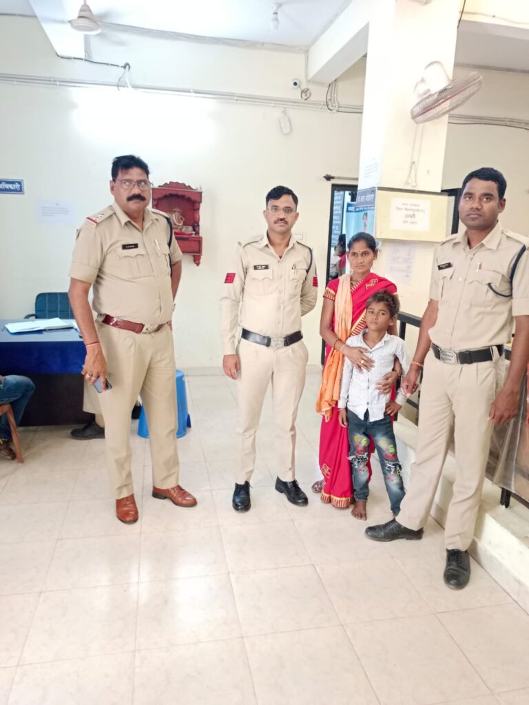 सरकंडा पुलिस को मिली कामयाबी 4 घंटे के भीतर मां के खोए लाल को निकाला खोज… सरकंडा पुलिस को मिली कामयाबी 4 घंटे के भीतर मां के खोए लाल को निकाला खोज…