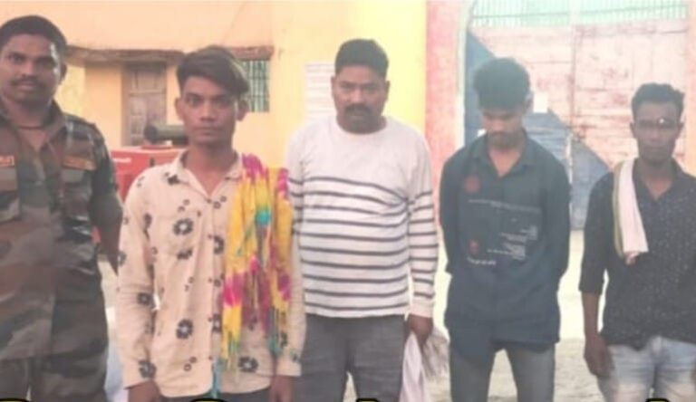 सरिया थाना के ग्राम देवगांव में तीन स्थानों पर चोरी, अगले ही दिन सरिया पुलिस के हाथ आये तीनो चोर और एक खरीददार… सरिया थाना के ग्राम देवगांव में तीन स्थानों पर चोरी, अगले ही दिन सरिया पुलिस के हाथ आये तीनो चोर और एक खरीददार…