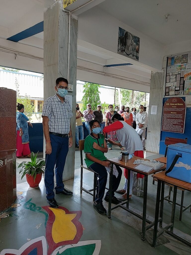 केन्द्रीय विद्यालय बिलासपुर में 12 से 14+वर्ष के बच्चों का हुआ कोविड टीकाकरण… केन्द्रीय विद्यालय बिलासपुर में 12 से 14+वर्ष के बच्चों का हुआ कोविड टीकाकरण…