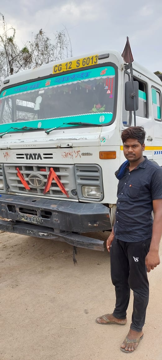 अवैध कोयले के परिवहन की जालसाजी का पर्दाफास…75 टन अवैध कोयला व तीन ट्रक जप्त…तीन वाहन चालक गिरफ्तार… चोरी के अलावा अन्य धाराओं मे भी होगी कार्यवाही… अवैध कोयले के परिवहन की जालसाजी का पर्दाफास…75 टन अवैध कोयला व तीन ट्रक जप्त…तीन वाहन चालक गिरफ्तार… चोरी के अलावा अन्य धाराओं मे भी होगी कार्यवाही…