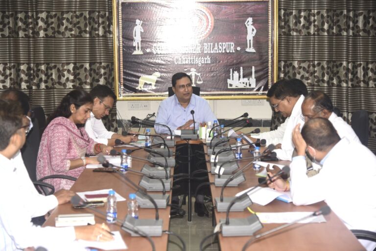 सिम्स में सुविधायें बढ़ाने स्वशासी समिति की बैठक में लिये गये महत्वपूर्ण निर्णय…. सिम्स में सुविधायें बढ़ाने स्वशासी समिति की बैठक में लिये गये महत्वपूर्ण निर्णय….