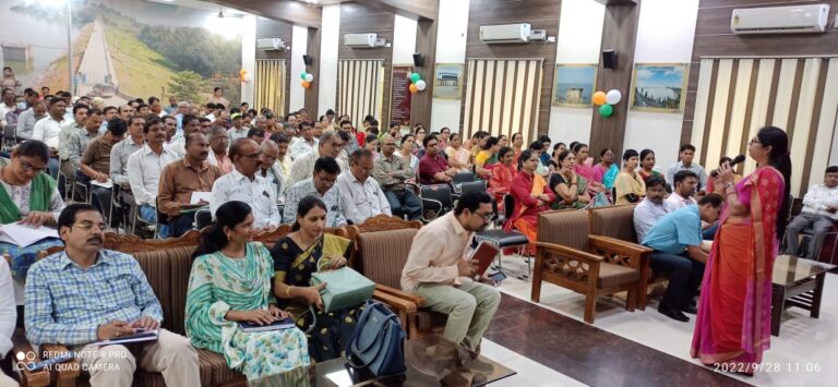 शिक्षा विभाग की विभागीय योजनाओं की समीक्षा बैठक सम्पन्न…