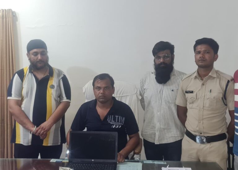 आन लाईन बैटिंग (सट्टा) पर चकरभाठा पुलिस की कार्यवाही…..