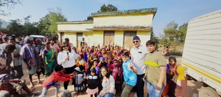 कड़कती ठंड से बचाने पायल एक नया सवेरा फाउंडेशन ने ग्रामीणों को सैंकड़ो की संख्या में किया कंबल वितरण… कड़कती ठंड से बचाने पायल एक नया सवेरा फाउंडेशन ने ग्रामीणों को सैंकड़ो की संख्या में किया कंबल वितरण…