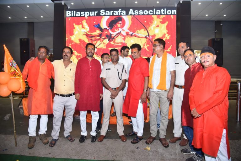 हिंदू नववर्ष में निकली भव्य शोभा यात्रा का करोना चौक में हुआ भव्य स्वागत… हिंदू नववर्ष में निकली भव्य शोभा यात्रा का करोना चौक में हुआ भव्य स्वागत…