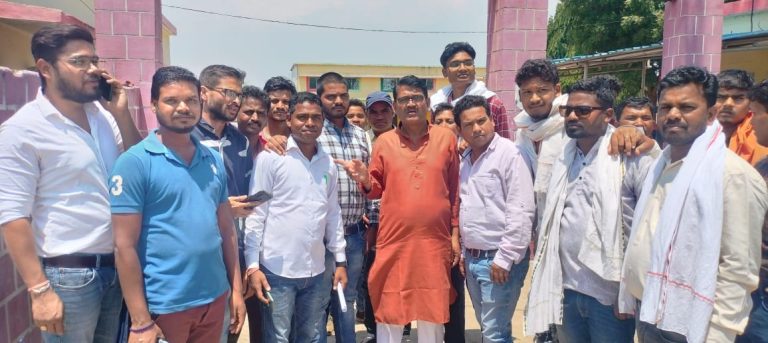 आत्मानंद विद्यालय 80 परसेंट आरक्षण स्थानीय बच्चों के लिए मान्य… आत्मानंद विद्यालय 80 परसेंट आरक्षण स्थानीय बच्चों के लिए मान्य…