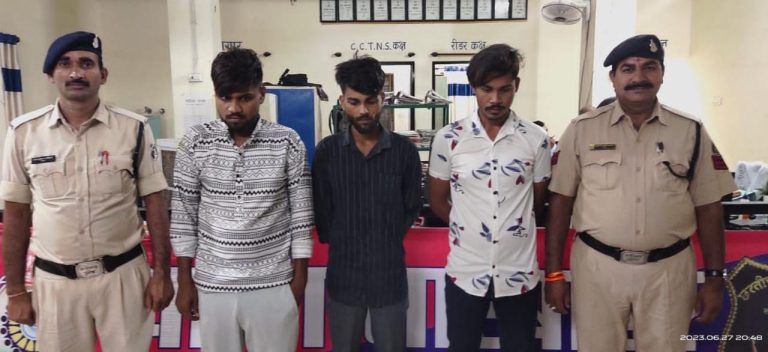 शराब पीने और पैसे मांगने और पैसे नही देने पर तोड़फोड़ कर लूटपाट करने वाला आरोपी पर थाना तारबाहर की कार्यवाही… शराब पीने और पैसे मांगने और पैसे नही देने पर तोड़फोड़ कर लूटपाट करने वाला आरोपी पर थाना तारबाहर की कार्यवाही…
