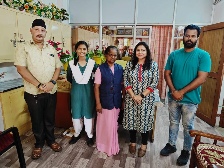 कोई भी बच्चा पढ़ाई से वंचित न हो: पायल लाठ….. कोई भी बच्चा पढ़ाई से वंचित न हो: पायल लाठ…..