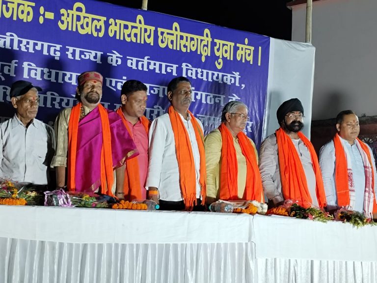 झारखंड में चुनावी रणनीति को अंतिम रूप देने में जुटे धरमलाल कौशिक… झारखंड में चुनावी रणनीति को अंतिम रूप देने में जुटे धरमलाल कौशिक…