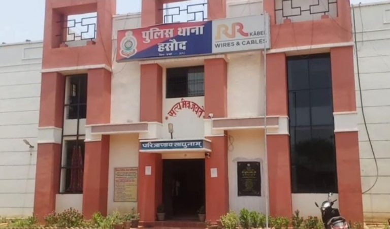 हसौद थाना क्षेत्र के गांवों में हो रही हैं अवैध गांजा की खरीदी बिक्री…नाबालिक बच्चे भी हो रहे हैं गांजा की नशो का शिकार…